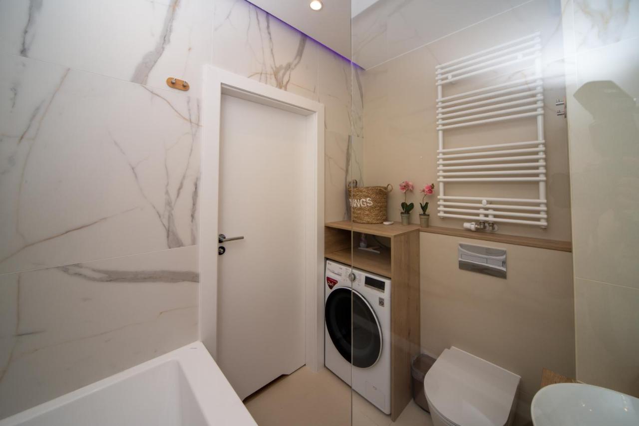 Maya'S Flats & Resorts 30 - 3 Pokojowy Apartment Na Dlugich Ogrodach W Gdansku 外观 照片